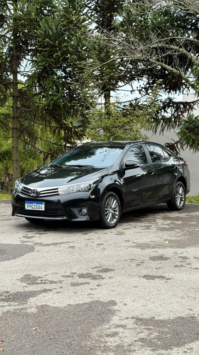 COROLLA 2.0 XEI 16V FLEX 4P AUTOMÁTICO - 2015 - FARROUPILHA