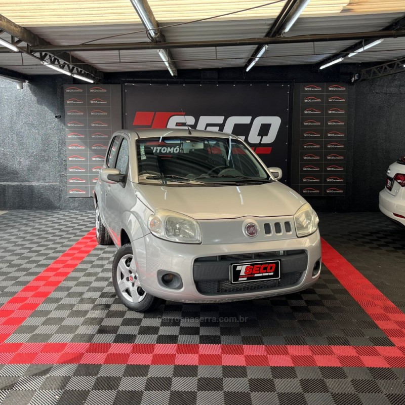 UNO 1.0 EVO VIVACE 8V FLEX 4P MANUAL - 2014 - PASSO FUNDO