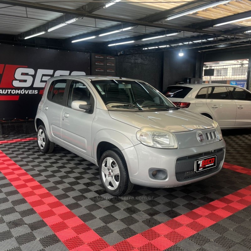 UNO 1.0 EVO VIVACE 8V FLEX 4P MANUAL - 2014 - PASSO FUNDO