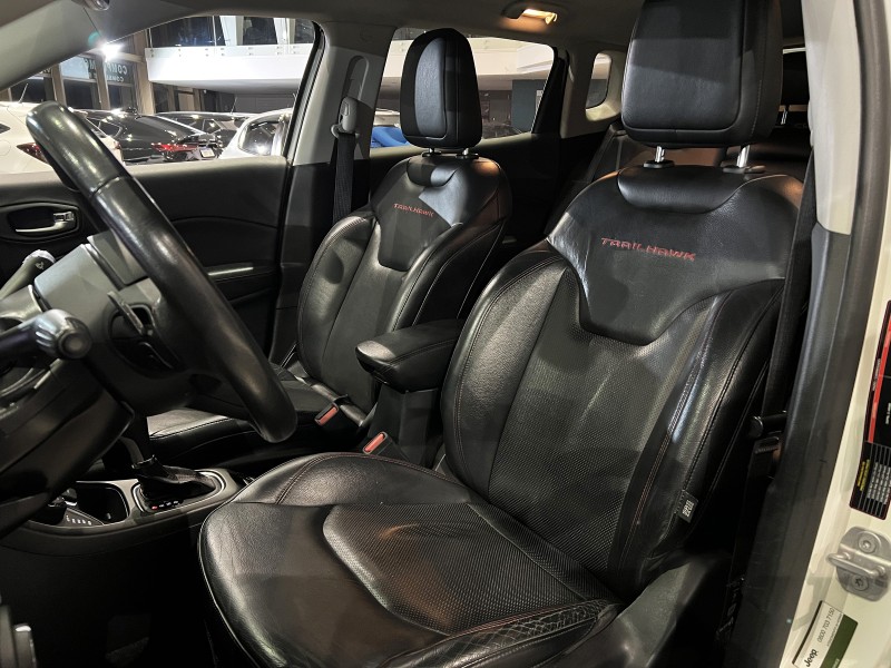 COMPASS 2.0 16V DIESEL TRAILHAWK 4X4 AUTOMÁTICO - 2017 - FARROUPILHA