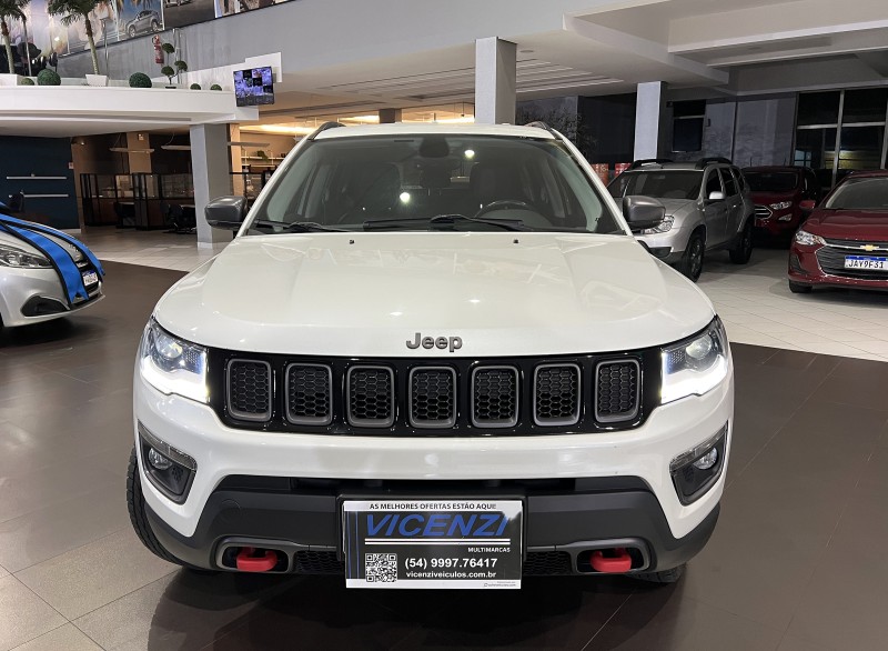COMPASS 2.0 16V DIESEL TRAILHAWK 4X4 AUTOMÁTICO - 2017 - FARROUPILHA