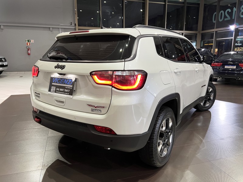 COMPASS 2.0 16V DIESEL TRAILHAWK 4X4 AUTOMÁTICO - 2017 - FARROUPILHA