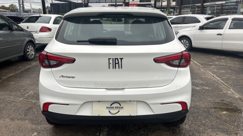 ARGO 1.0 DRIVE 6V FLEX 4P MANUAL - 2022 - GRAVATAí