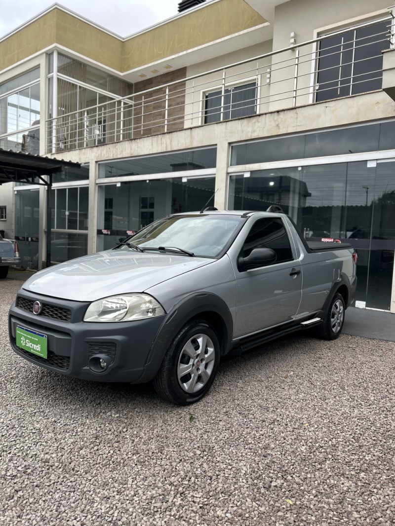 STRADA 1.4 MPI WORKING CS 8V CELEBRATION FLEX 2P MANUAL - 2016 - CARAZINHO