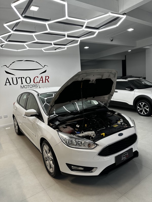 FOCUS 2.0 SE PLUS 16V FLEX 4P AUTOMÁTICO - 2016 - CAXIAS DO SUL