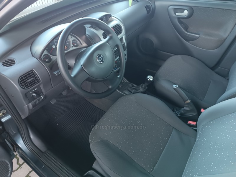CORSA 1.4 MPFI PREMIUM SEDAN 8V FLEX 4P MANUAL - 2009 - CAXIAS DO SUL