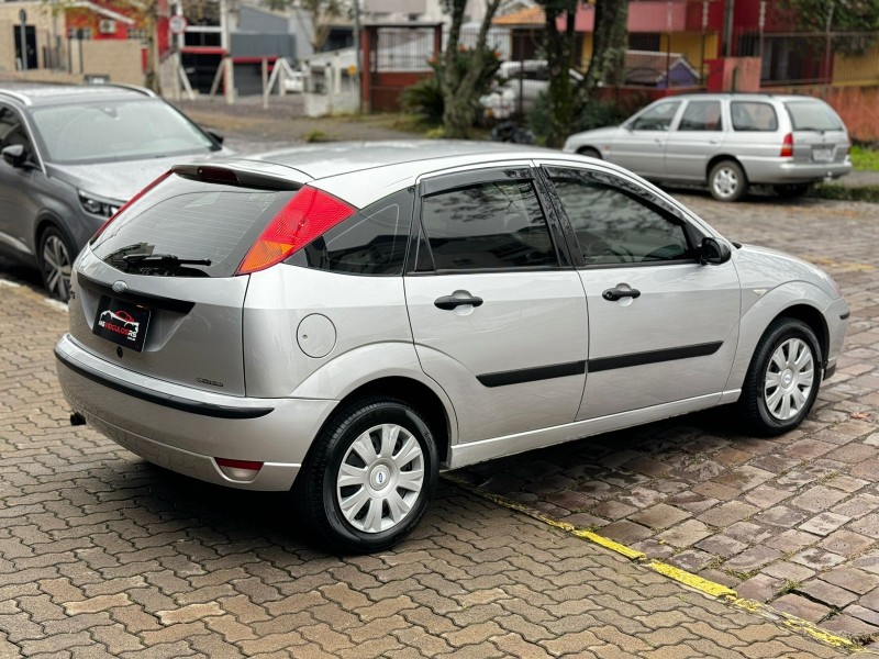 FOCUS 1.6 GLX 8V FLEX 4P MANUAL - 2007 - CAXIAS DO SUL