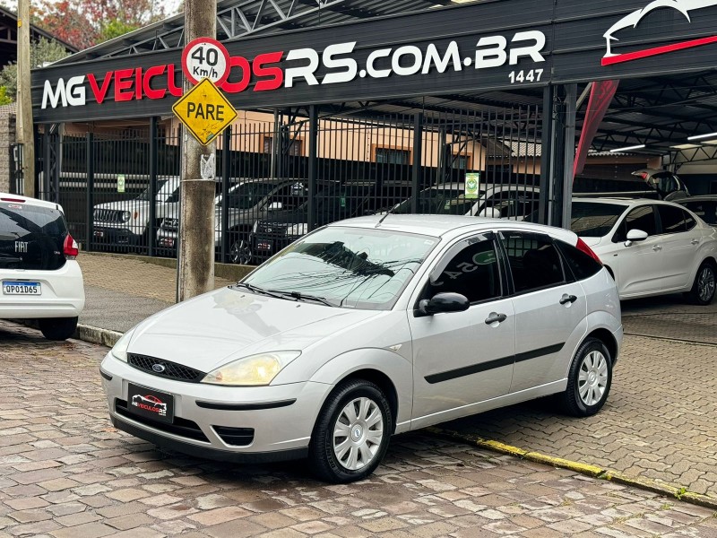 FOCUS 1.6 GLX 8V FLEX 4P MANUAL
