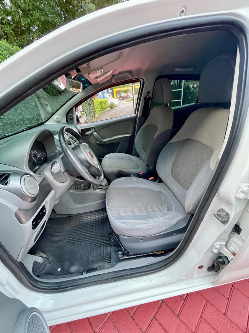 PALIO 1.6 MPI ESSENCE 16V FLEX 4P MANUAL - 2013 - ROLANTE