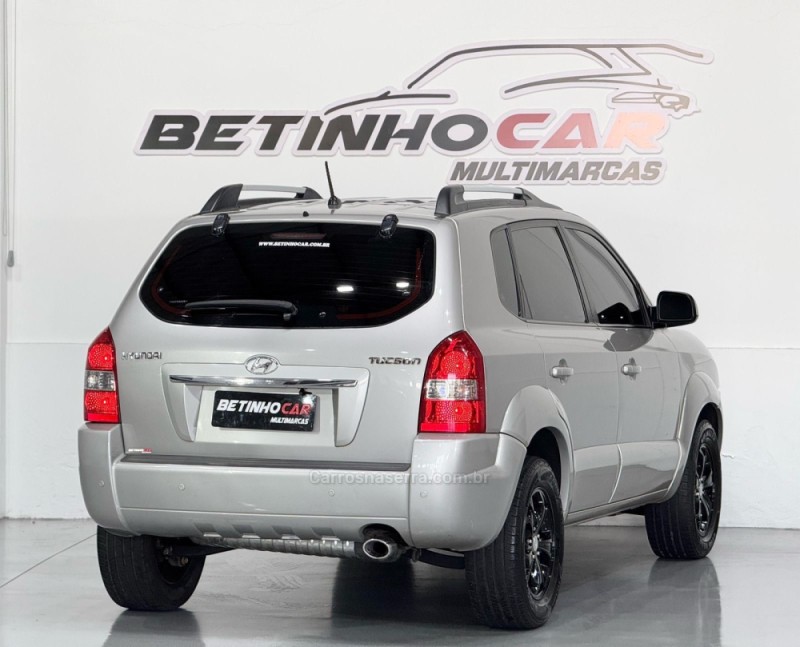 TUCSON 2.0 MPFI GLS 16V 143CV 2WD GASOLINA 4P AUTOMÁTICO - 2010 - ESTâNCIA VELHA