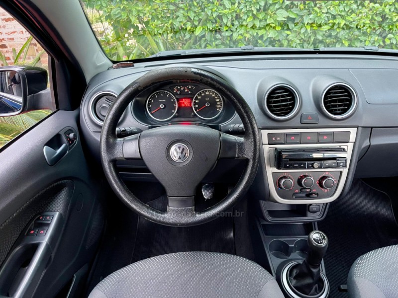VOYAGE 1.6 MI TREND 8V FLEX 4P MANUAL - 2013 - ROLANTE