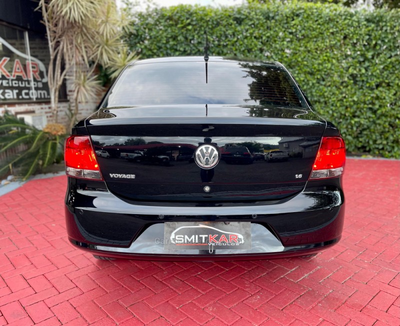VOYAGE 1.6 MI TREND 8V FLEX 4P MANUAL - 2013 - ROLANTE