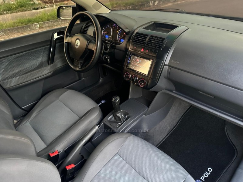 POLO 1.6 MI 8V TOTAL FLEX 4P MANUAL - 2009 - CAMPO BOM