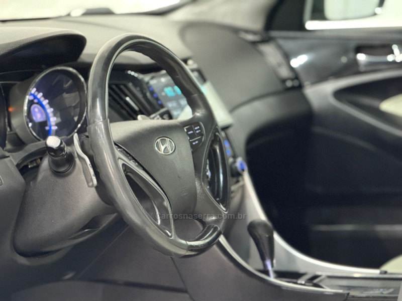 SONATA 2.4 MPFI I4 16V 182CV GASOLINA 4P AUTOMÁTICO - 2012 - ESTâNCIA VELHA