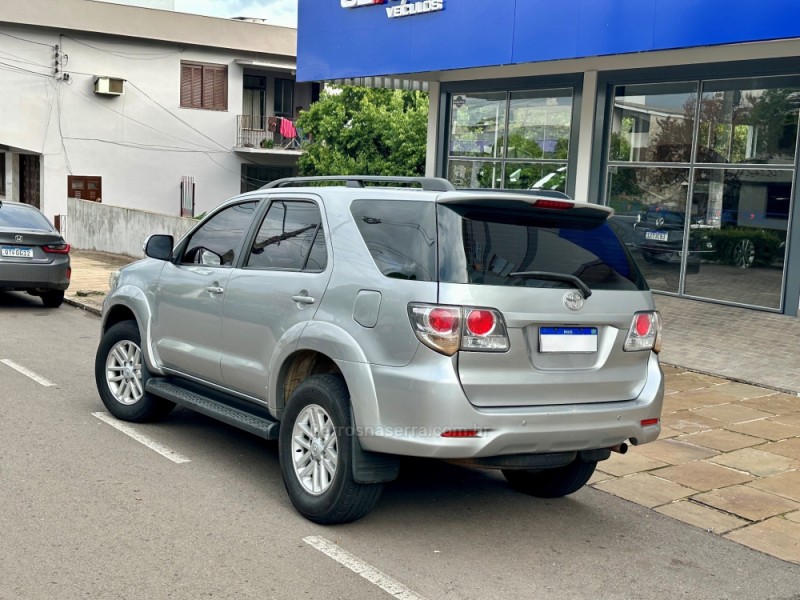 HILUX SW4 2.7 SR 4X2 16V FLEX 4P AUTOMÁTICO - 2015 - GUAPORé