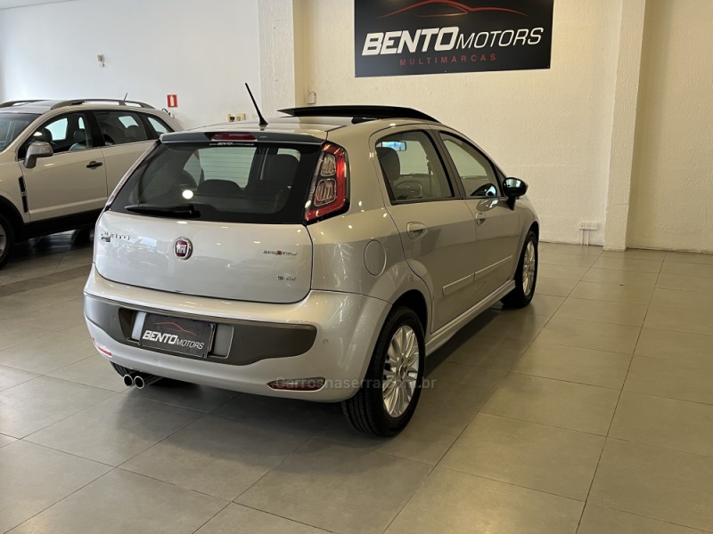 PUNTO 1.8 SPORTING 16V FLEX 4P MANUAL - 2015 - BENTO GONçALVES
