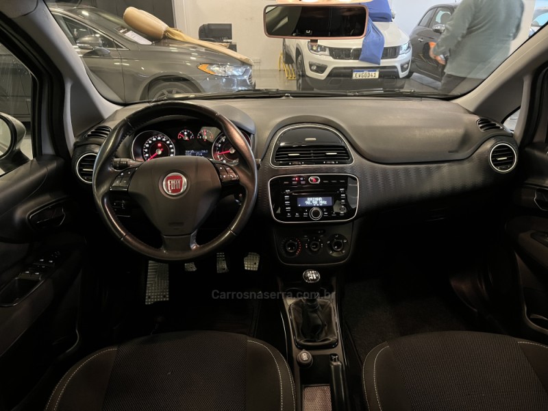 PUNTO 1.8 SPORTING 16V FLEX 4P MANUAL - 2015 - BENTO GONçALVES