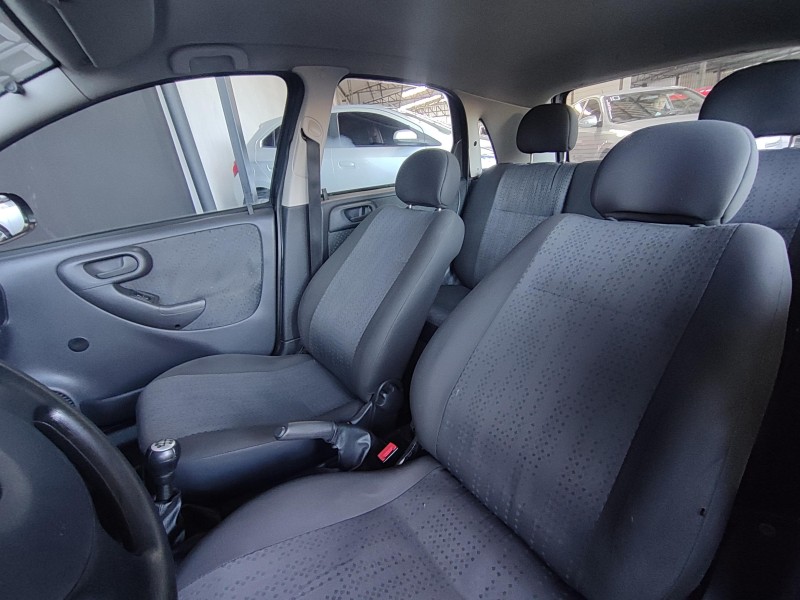CORSA 1.4 MPFI MAXX 8V FLEX 4P MANUAL - 2009 - CAXIAS DO SUL