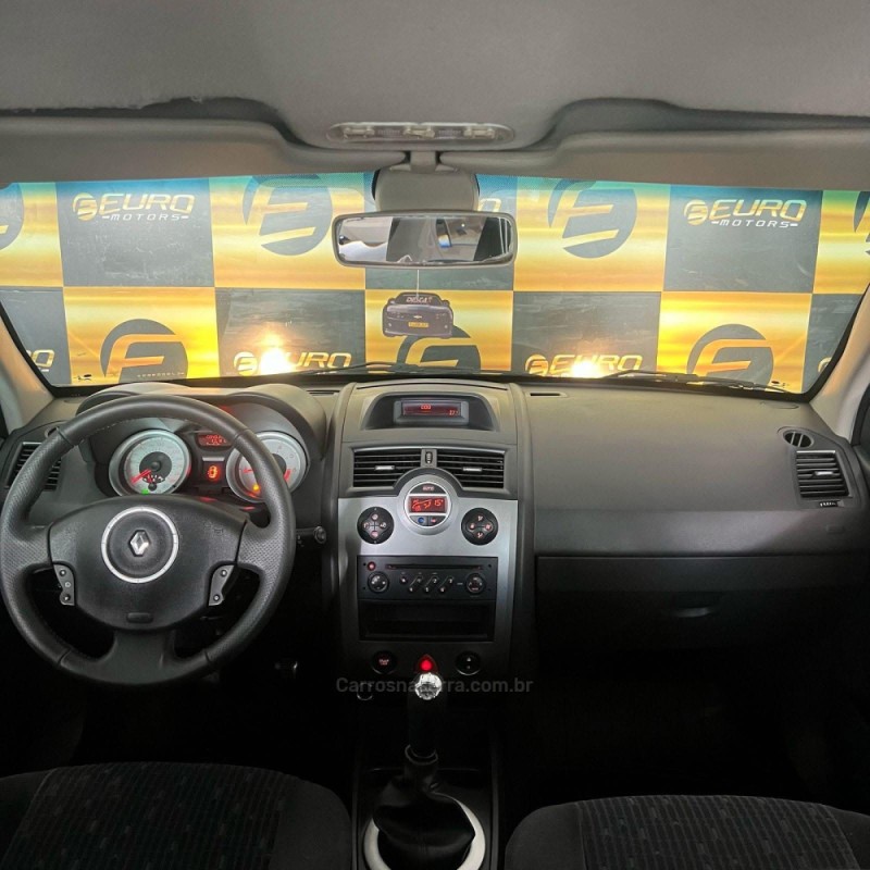 MÉGANE 1.6 DYNAMIQUE GRAND TOUR 16V FLEX 4P MANUAL - 2012 - PORTãO