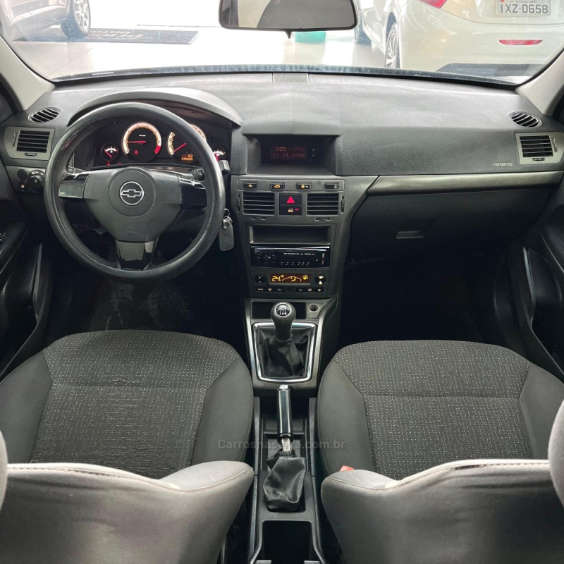 VECTRA 2.0 MPFI EXPRESSION 8V FLEX 4P MANUAL - 2011 - CANOAS
