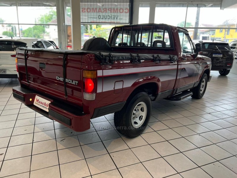 D20 4.0 CS 8V DIESEL 2P MANUAL - 1990 - CAXIAS DO SUL