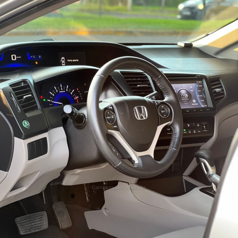 CIVIC 2.0 LXR 16V FLEX 4P AUTOMÁTICO - 2015 - MONTENEGRO