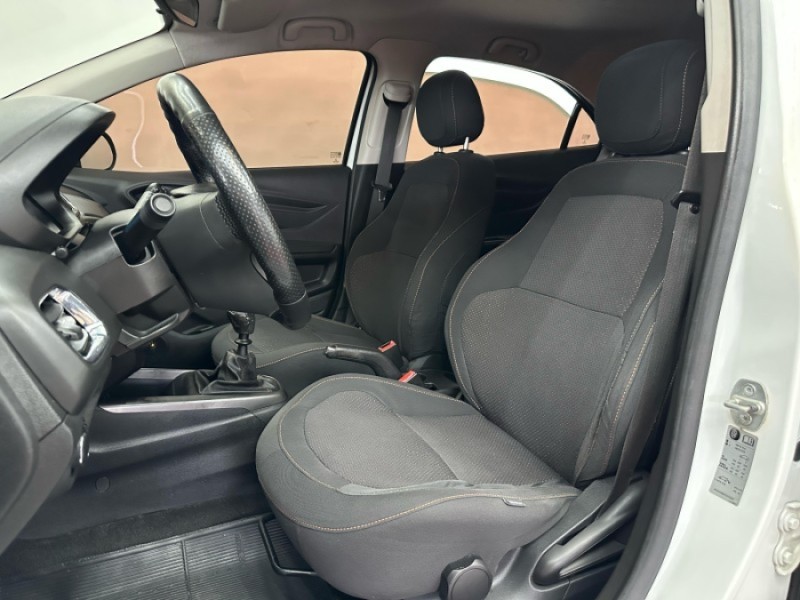 ONIX 1.0 MPFI LT 8V FLEX 4P MANUAL - 2014 - CAXIAS DO SUL