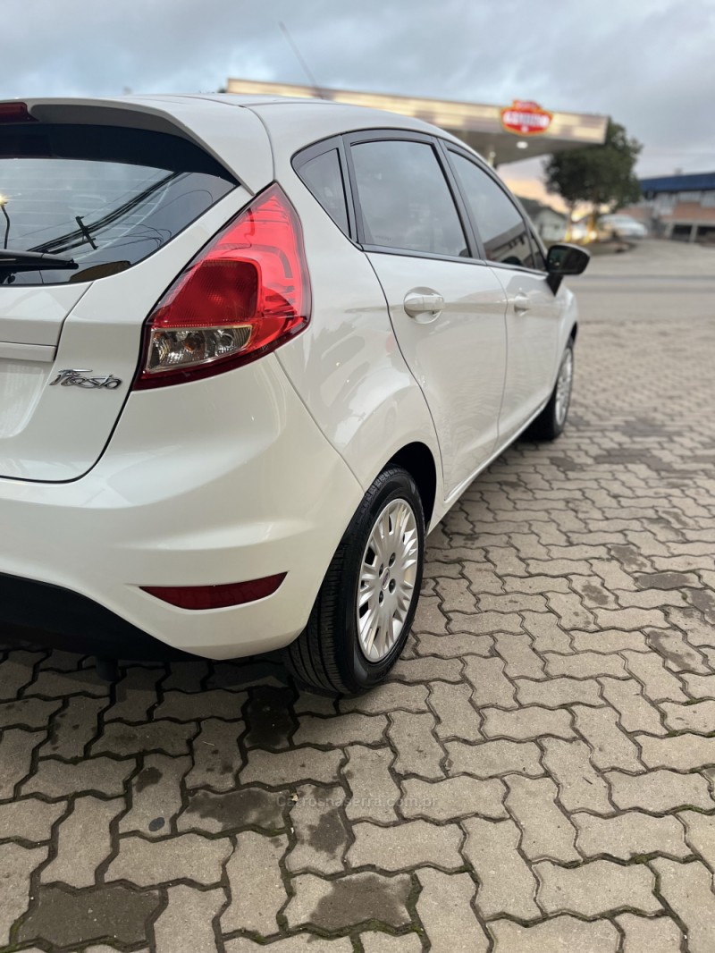 FIESTA 1.5 S HATCH 16V FLEX 4P MANUAL - 2015 - CAXIAS DO SUL