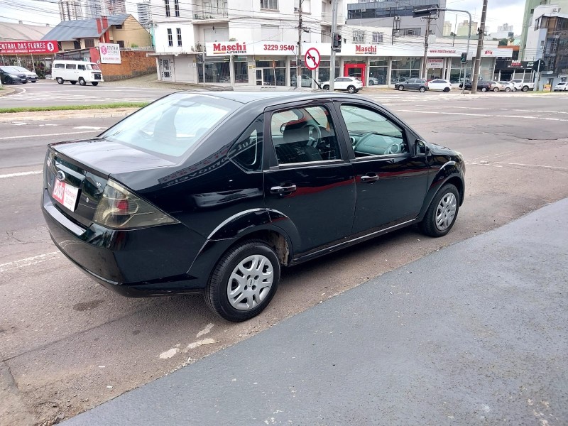 FIESTA 1.6 MPI CLASS SEDAN 8V FLEX 4P MANUAL - 2013 - CAXIAS DO SUL