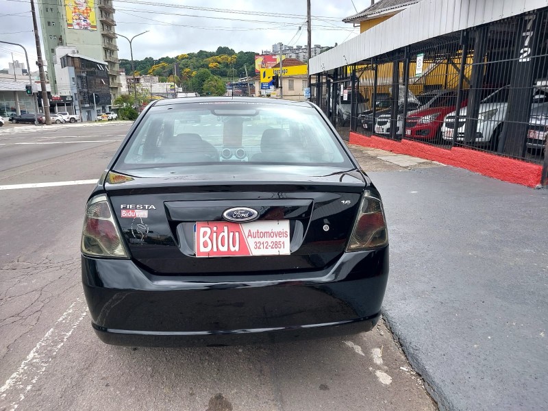 FIESTA 1.6 MPI CLASS SEDAN 8V FLEX 4P MANUAL - 2013 - CAXIAS DO SUL