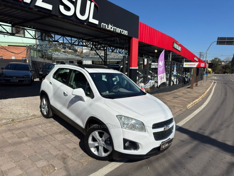 tracker 1.8 mpfi ltz 4x2 16v flex 4p automatico 2014 caxias do sul