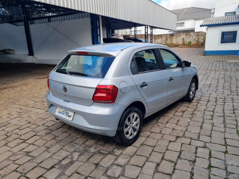GOL 1.0 MI TRENDLINE 8V FLEX 4P MANUAL - 2022 - VACARIA
