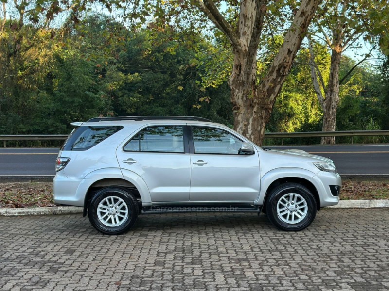 HILUX SW4 3.0 SRV 4X4 16V TURBO INTERCOOLER DIESEL 4P AUTOMÁTICO - 2014 - DOIS IRMãOS