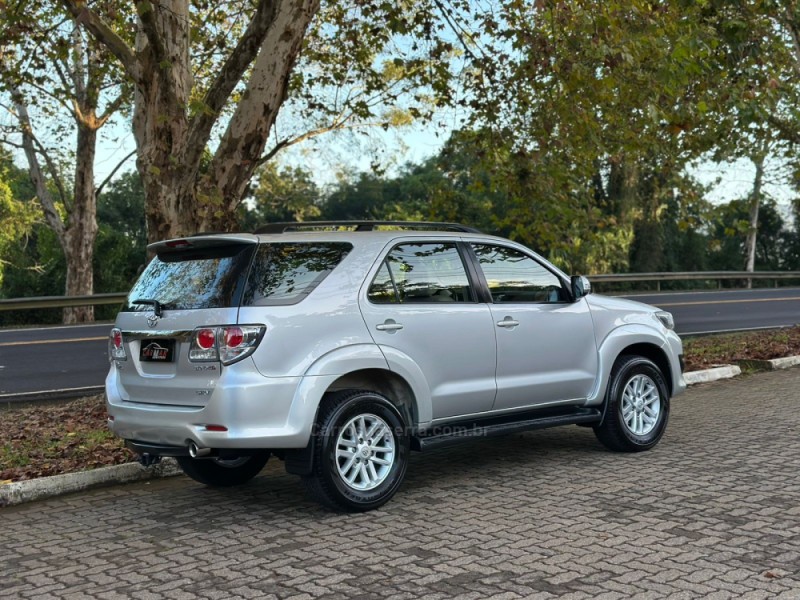 HILUX SW4 3.0 SRV 4X4 16V TURBO INTERCOOLER DIESEL 4P AUTOMÁTICO - 2014 - DOIS IRMãOS