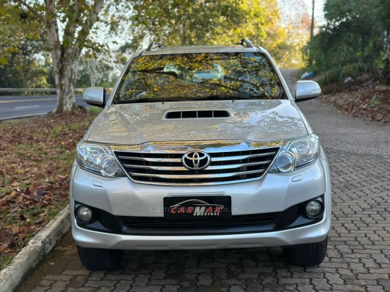 HILUX SW4 3.0 SRV 4X4 16V TURBO INTERCOOLER DIESEL 4P AUTOMÁTICO - 2014 - DOIS IRMãOS