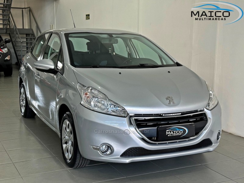 208 1.5 ACTIVE 8V FLEX 4P MANUAL - 2014 - NOVO HAMBURGO