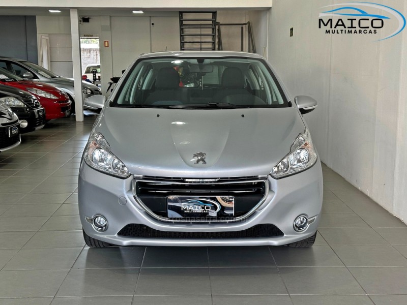208 1.5 ACTIVE 8V FLEX 4P MANUAL - 2014 - NOVO HAMBURGO