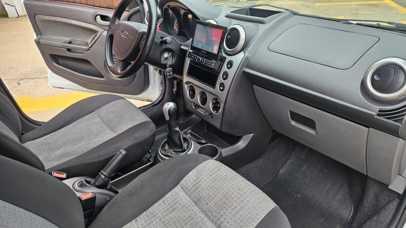 FIESTA 1.6 MPI SEDAN 8V FLEX 4P MANUAL - 2013 - CAXIAS DO SUL
