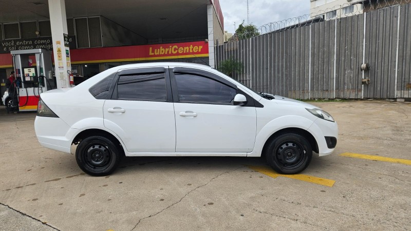 FIESTA 1.6 MPI SEDAN 8V FLEX 4P MANUAL - 2013 - CAXIAS DO SUL