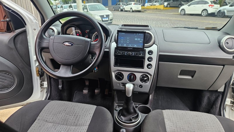 FIESTA 1.6 MPI SEDAN 8V FLEX 4P MANUAL - 2013 - CAXIAS DO SUL