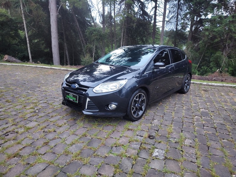FOCUS 2.0 TITANIUM 16V FLEX 4P AUTOMÁTICO
