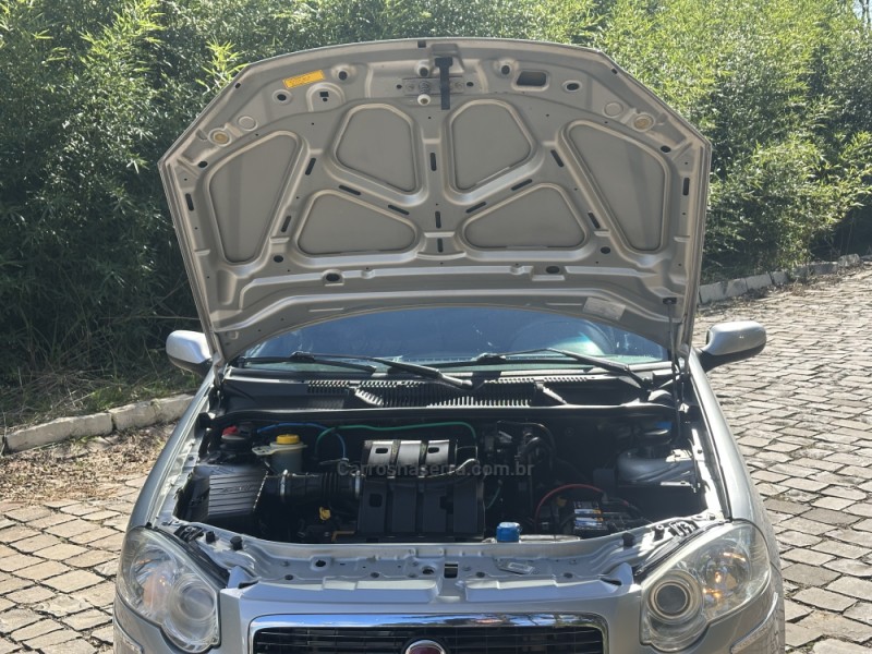 PALIO 1.0 MPI ELX 8V GASOLINA 4P MANUAL - 2010 - NOVA PRATA