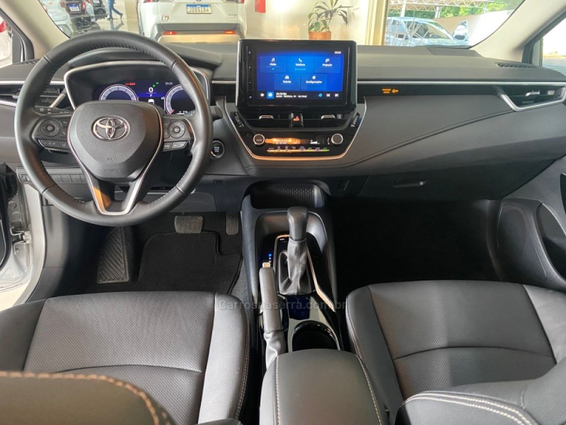 COROLLA 2.0 XEI 16V FLEX 4P AUTOMÁTICO - 2024 - LAJEADO