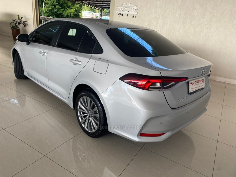 COROLLA 2.0 XEI 16V FLEX 4P AUTOMÁTICO - 2024 - LAJEADO