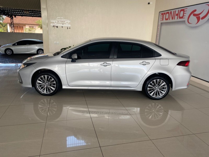 COROLLA 2.0 XEI 16V FLEX 4P AUTOMÁTICO - 2024 - LAJEADO