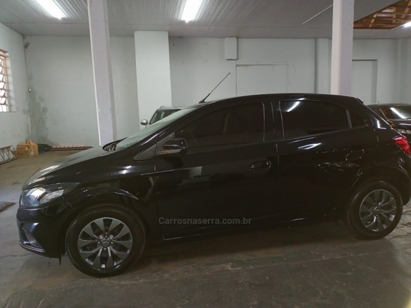 ONIX 1.0 JOY BLACK 8V FLEX 4P MANUAL - 2021 - BENTO GONçALVES