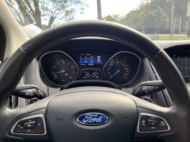 FOCUS 2.0 TITANIUM HATCH 16V FLEX 4P AUTOMÁTICO - 2017 - NOVA BASSANO
