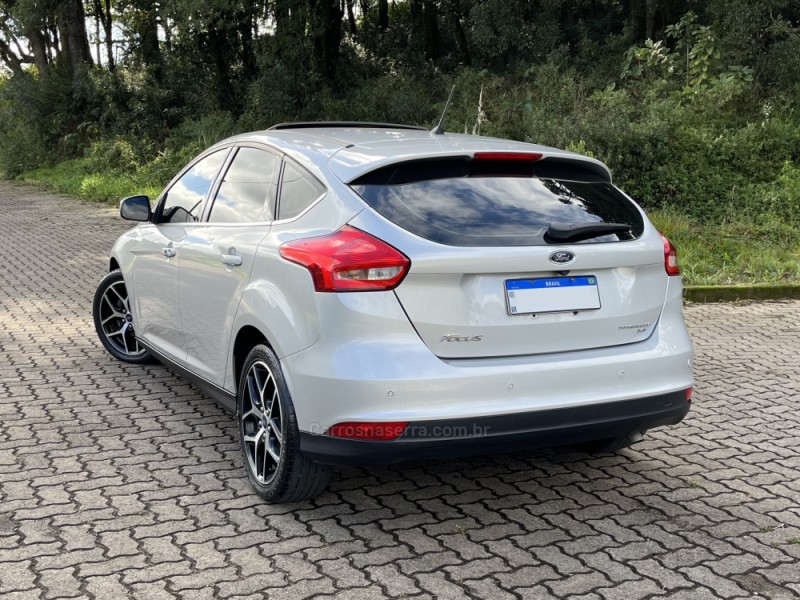FOCUS 2.0 TITANIUM HATCH 16V FLEX 4P AUTOMÁTICO - 2017 - NOVA BASSANO