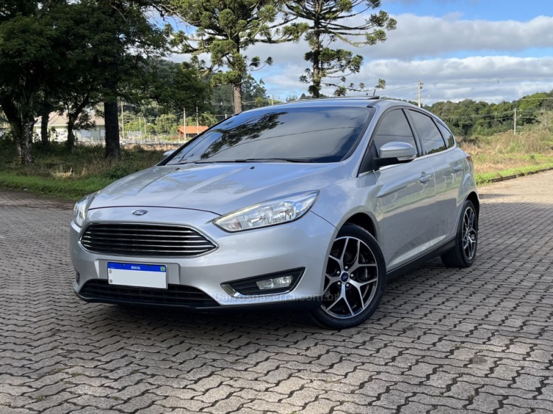 FOCUS 2.0 TITANIUM HATCH 16V FLEX 4P AUTOMÁTICO - 2017 - NOVA BASSANO