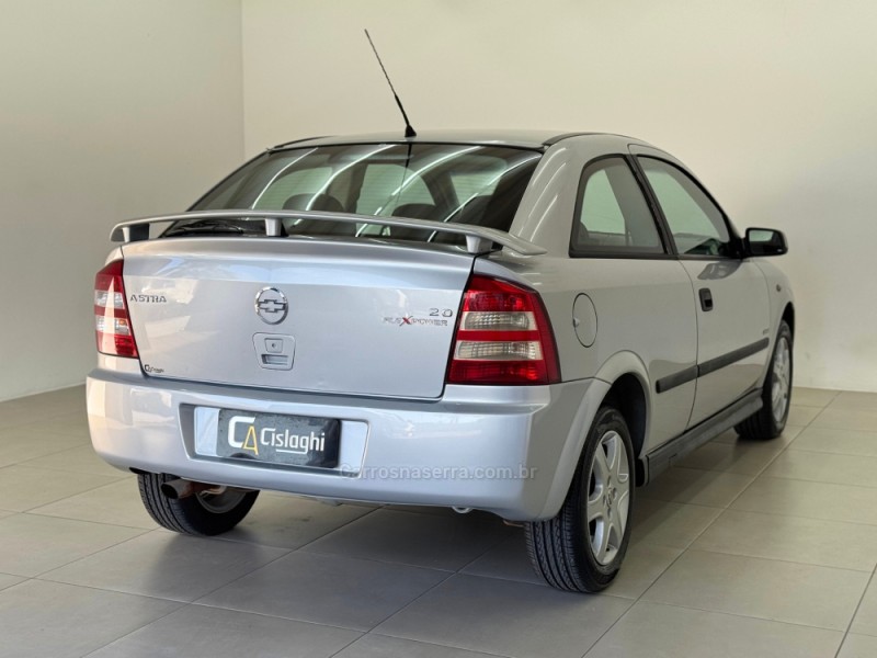 ASTRA 2.0 MPFI ADVANTAGE 8V FLEX 2P MANUAL - 2005 - CARLOS BARBOSA